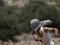לשים סוף לפעולותיו של השמאל הקיצוני בהפגנותיו  נגד חיילי צה