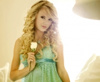 מה אם taylor swift שגם היא תבוא לארץ!!!