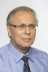 דרישה לגננות ומורים מקצועיים בצהרונים והמועדוניות ברמת גן