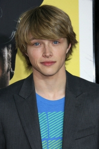 הבאת Sterling knight לישראל
