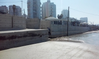מצילים את חופי בת-ים עוצרים הבניה האסורה בתחום החוף