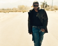 להביא את אשר (USHER) לישראל.