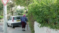 על תחנה על המדרכה שלי