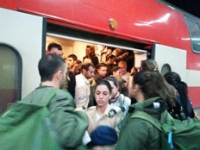 די לצפיפות בתחבורה הציבורית!