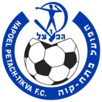 למנוע ממכבי ת&quot;א לארח בראש הזהב
