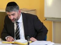 Aktion: Unterschriften sammeln für Rabbi Soussan