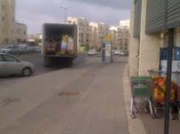 בקשה להעביר את תחנת האוטובוס במרכז המסחרי ברח' אליהו קורן