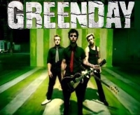 להביא את להקת green day לארץ