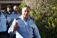 קריאה לפיטוריהם המיידיים של המפכ&quot;ל והשר לבטחון פנים