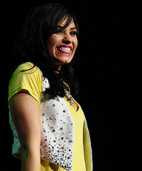 דמי לובאטו לישראל demi lovato to israel